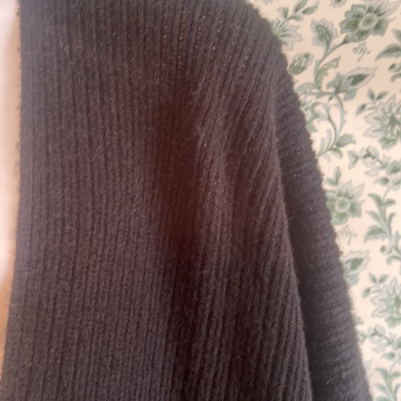 Ribbed Knit Poncho - Plus - Picture 2 of 4